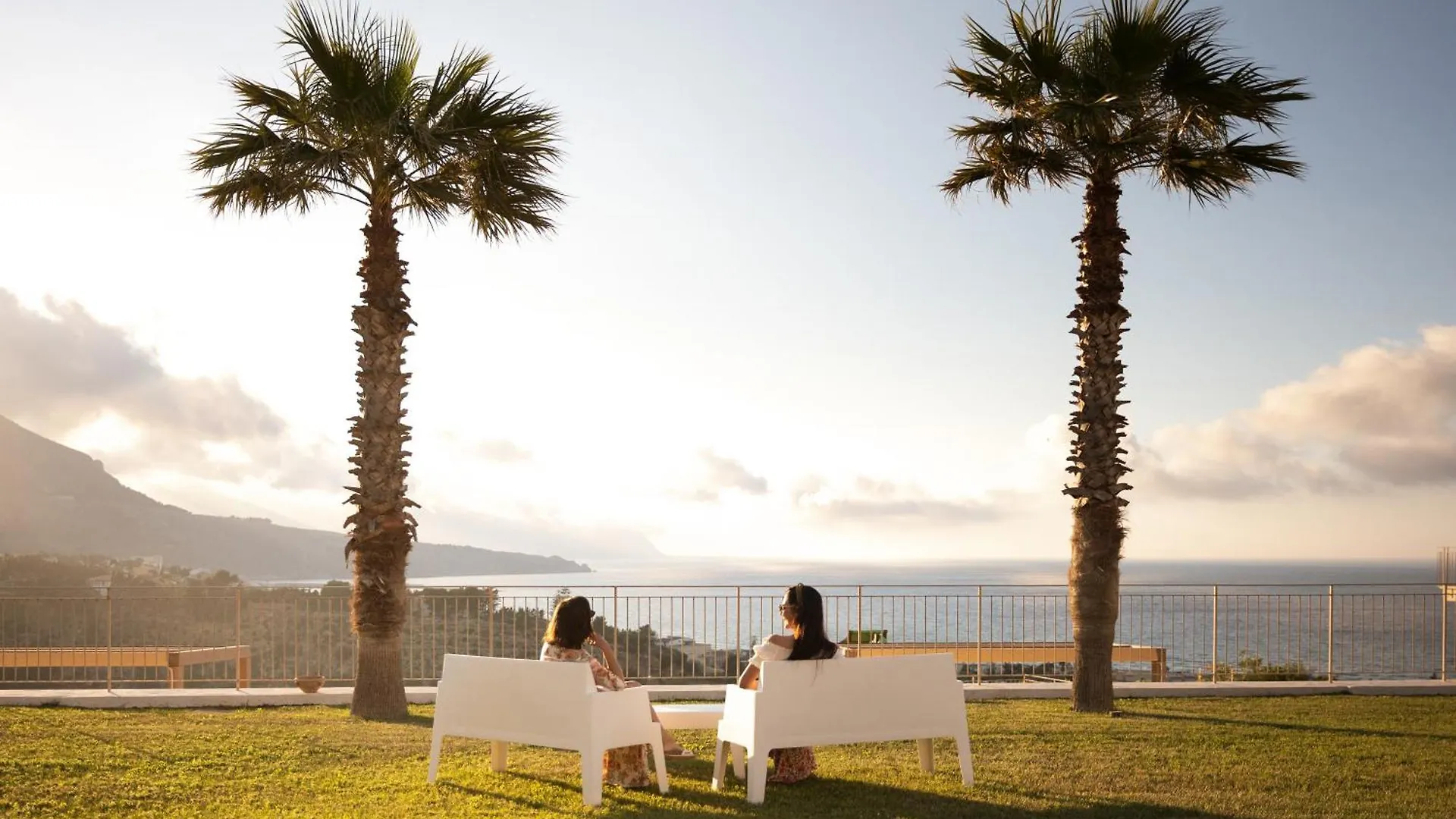 **** Отель La Blanca Resort & Spa Кастелламмаре-дель-Голфо Италия
