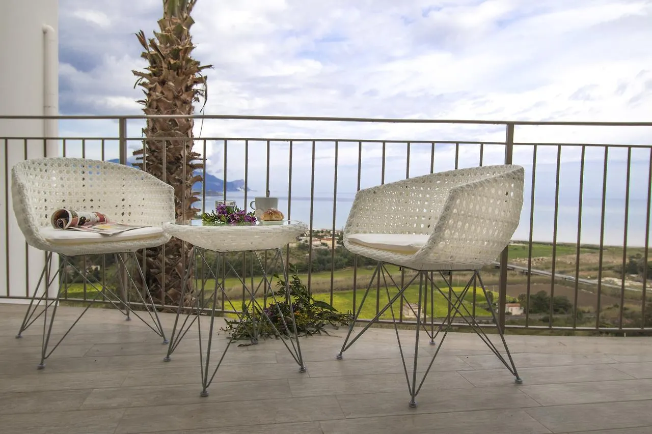 **** Отель La Blanca Resort & Spa Кастелламмаре-дель-Голфо Италия